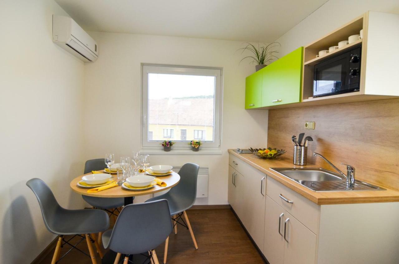 Milovice Apartment
